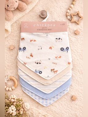 ✨🍼🤠 NWT Chick Pea 5-Pack Bandana Bib Set (0–12 Months) 🤠🍼✨
